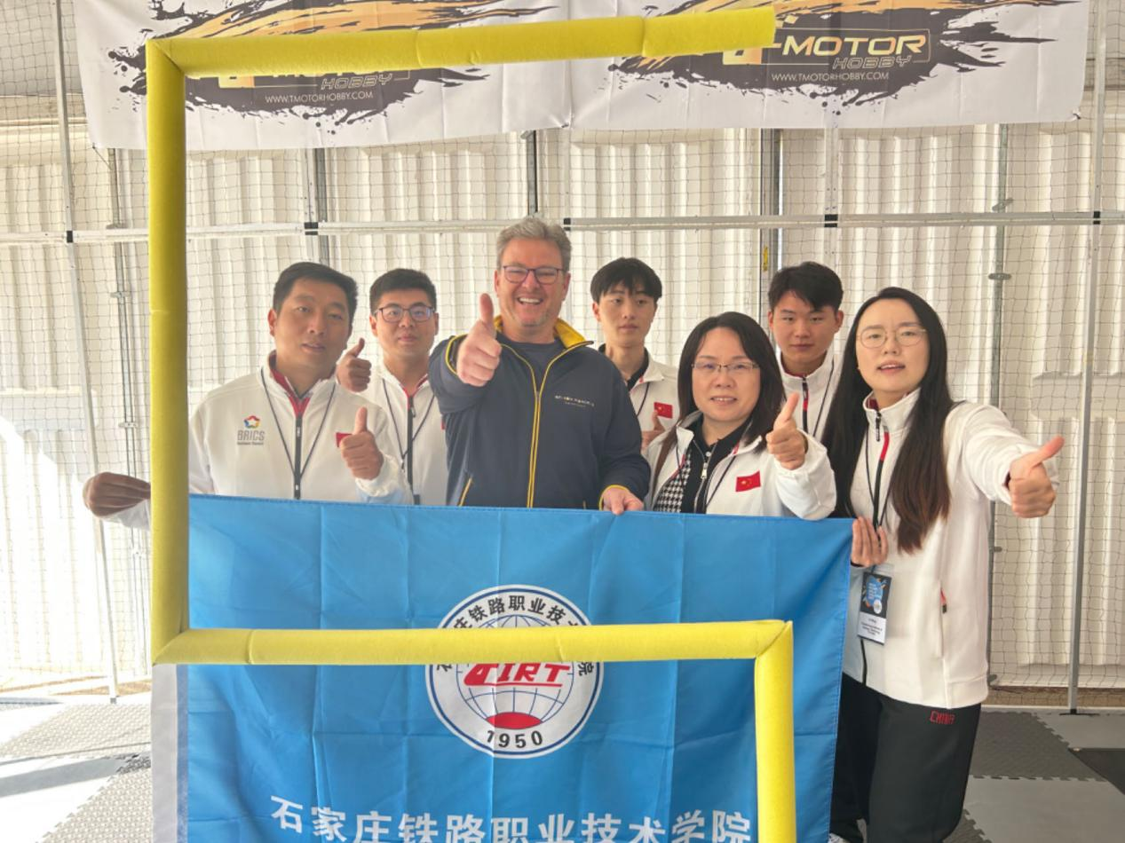 1695028690704024280.png 1695028690704024280.png